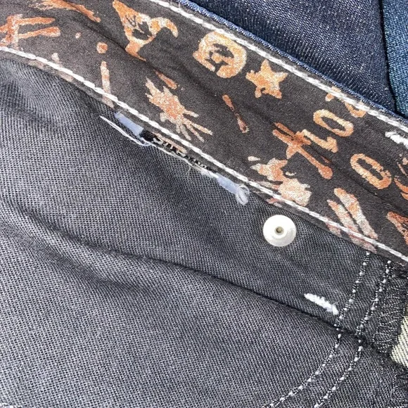 GUESS Jeans Women’s Y2K Distressed Skinny Fit Dark Blue Denim in Size 12 - Picture 7 of 8